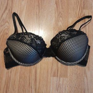 NWOT honeydew bra size 36C